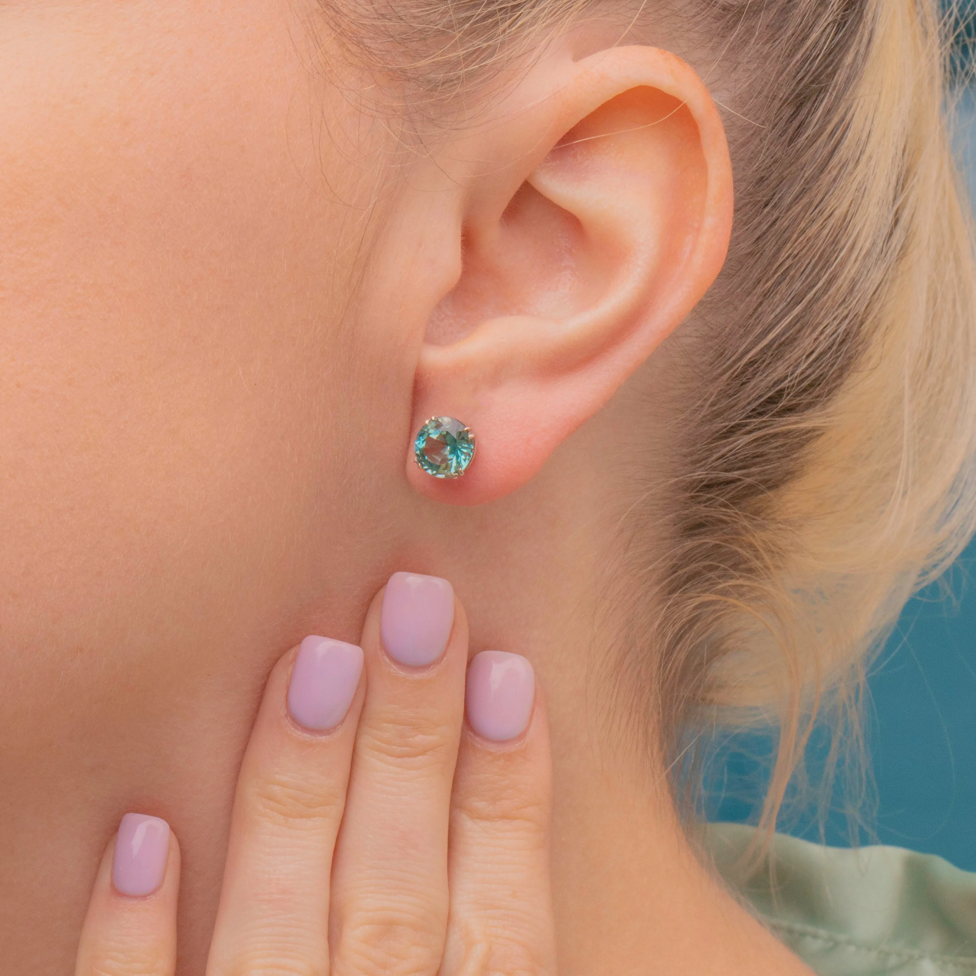18ct Gold Blue Zircon Stud Earrings 4.00ct