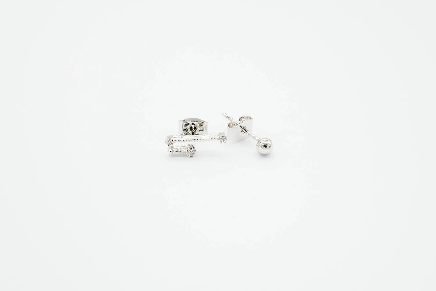 Aries Earrings Mar 21. - Apr 19.