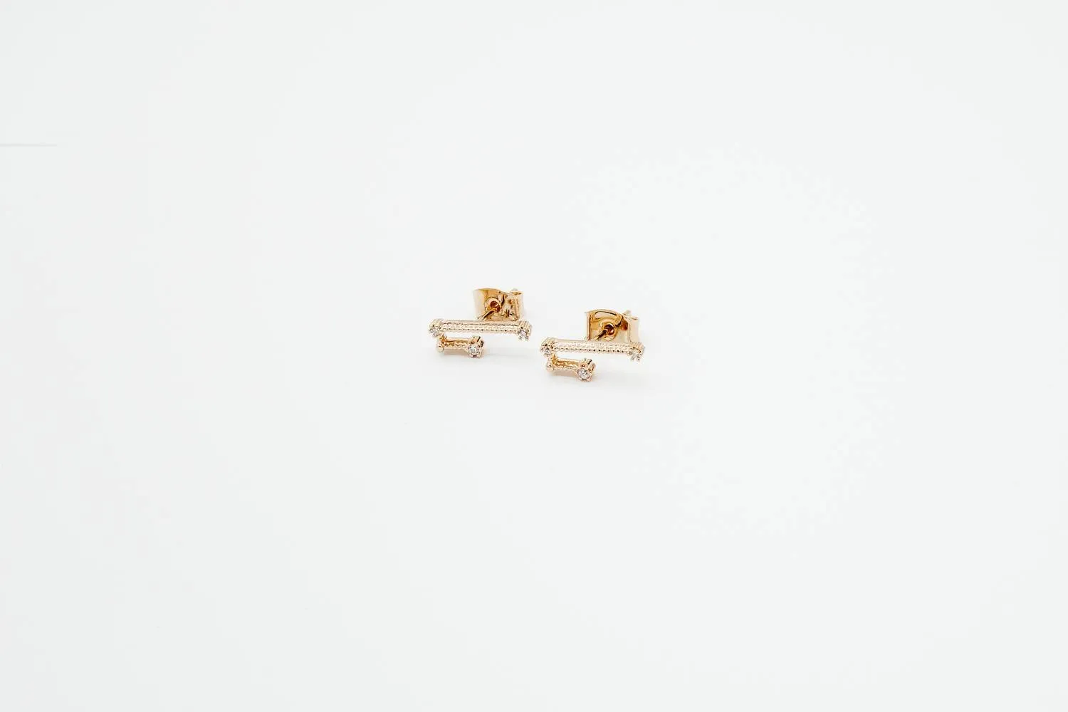Aries Earrings Mar 21. - Apr 19.