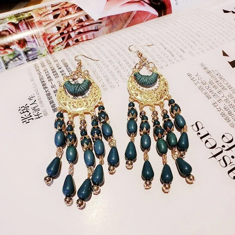 Elegant Black and Gold Chandelier Statement Earrings – Glamorous Evening Jewelry