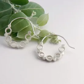 Dot around earrings