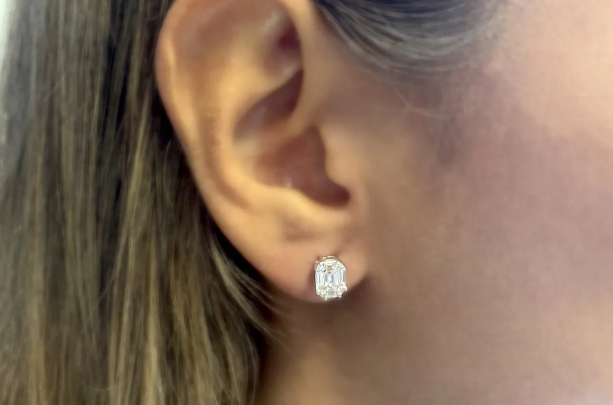 Earrings 14kt Gold Illusion Emerald Cut Shape Diamonds 0.83 cts Studs