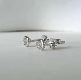 Faven Earstuds / Rhodium-plated 925 Silver