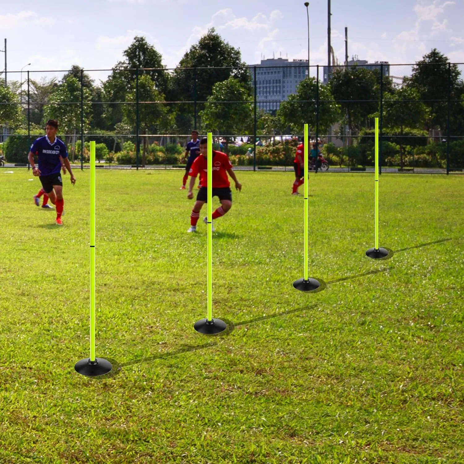 Fluorescent Green Soccer Agility Poles Set Detachable Sports Trainning Speed Pole Slalom Poles with Rubber Base Sport Traning Equipment