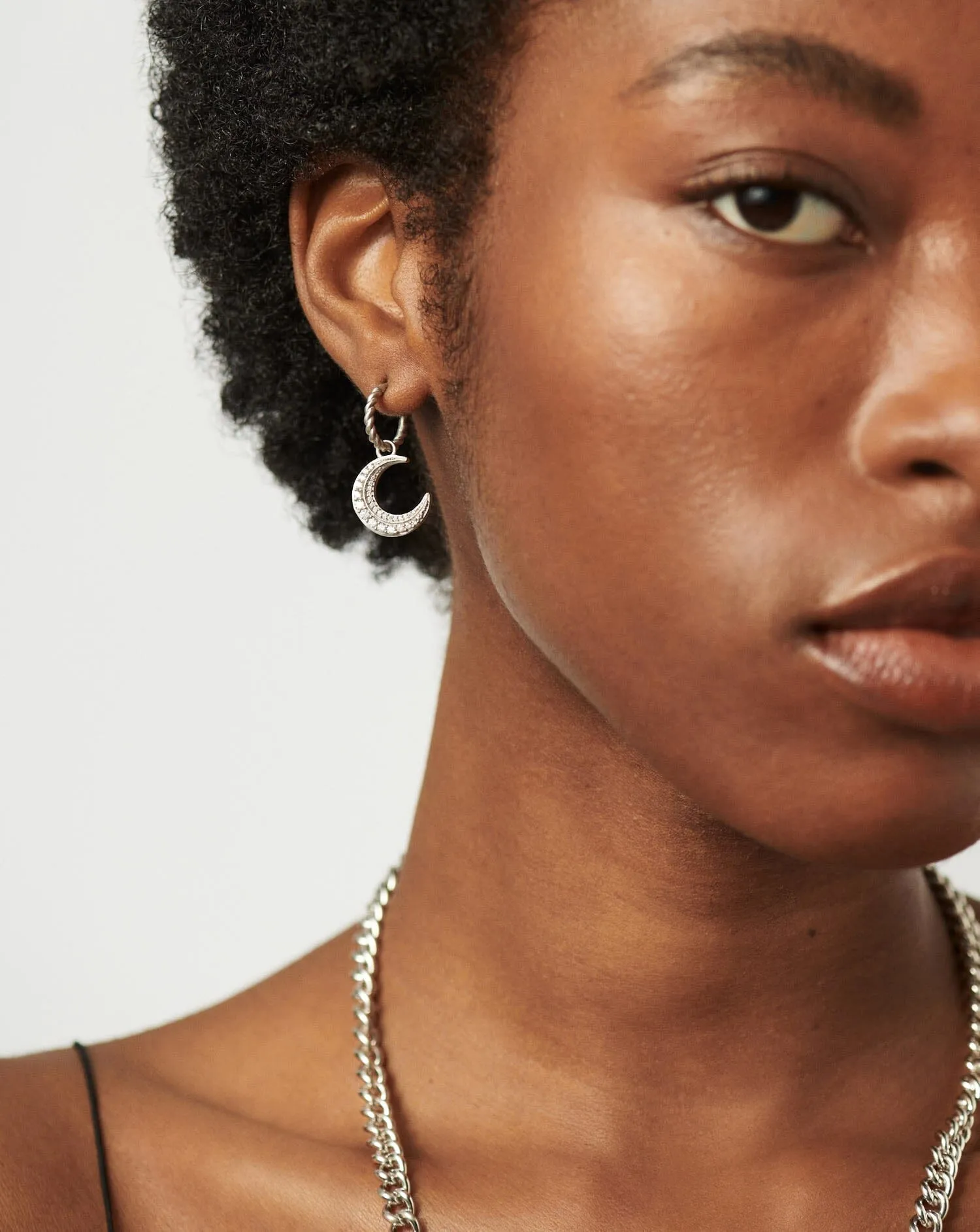 Harris Reed Moonlight Pearl Mismatch Hoop Earrings | Silver Plated/Pearl