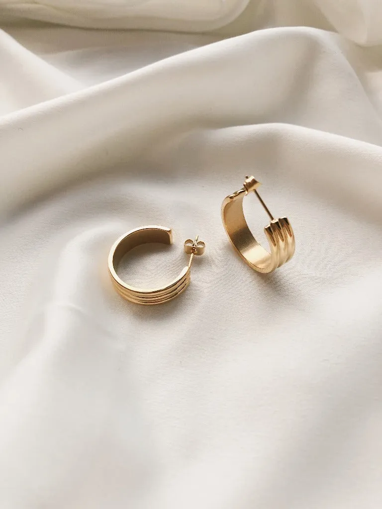 Kara Hoop Earrings