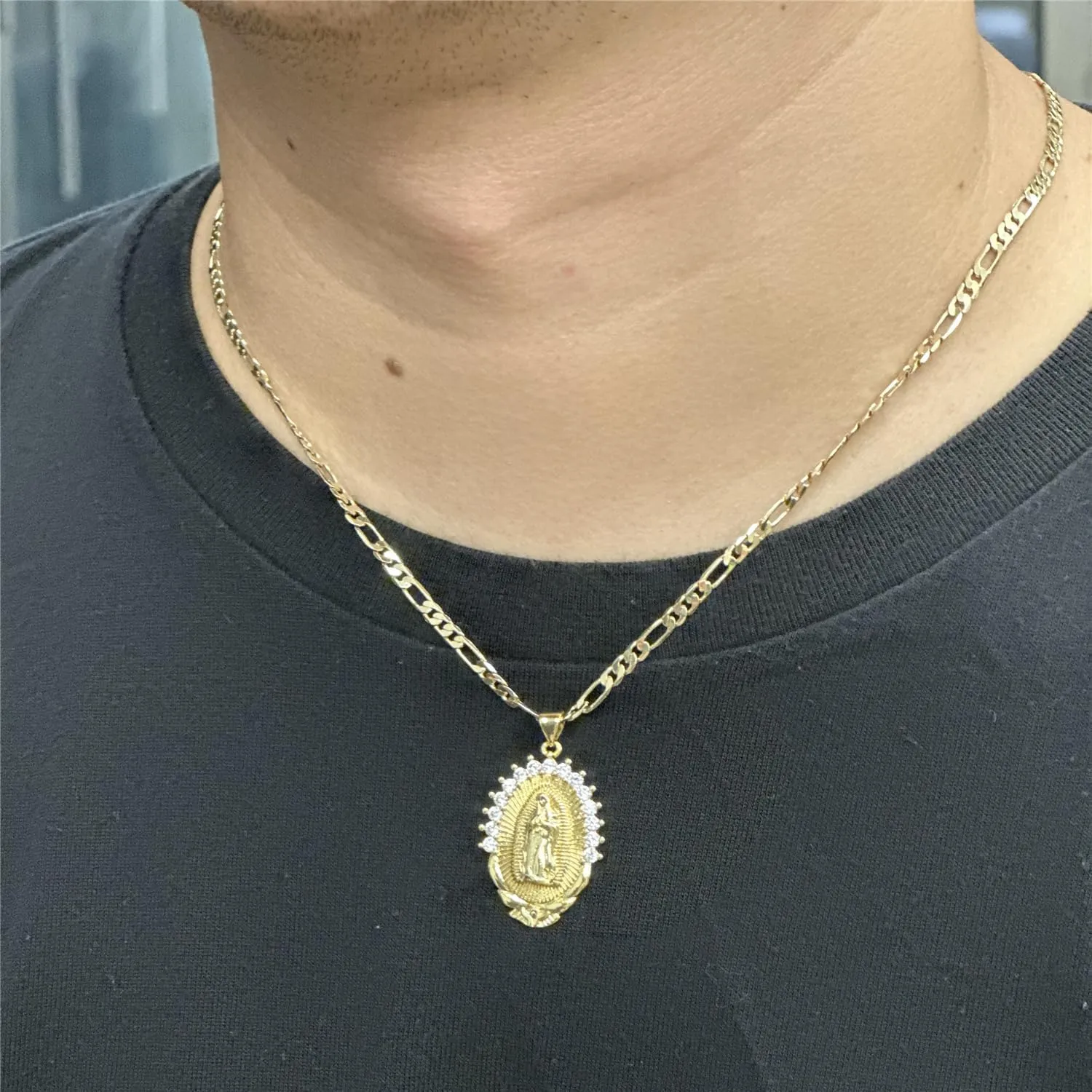 kelistom 18K Gold Plated Guadalupe Virgin Mary Necklace for Women Men Teens, Oval Zircon Inlay Virgin Mary Pendant with Stainless Steel Figaro Chain Necklace