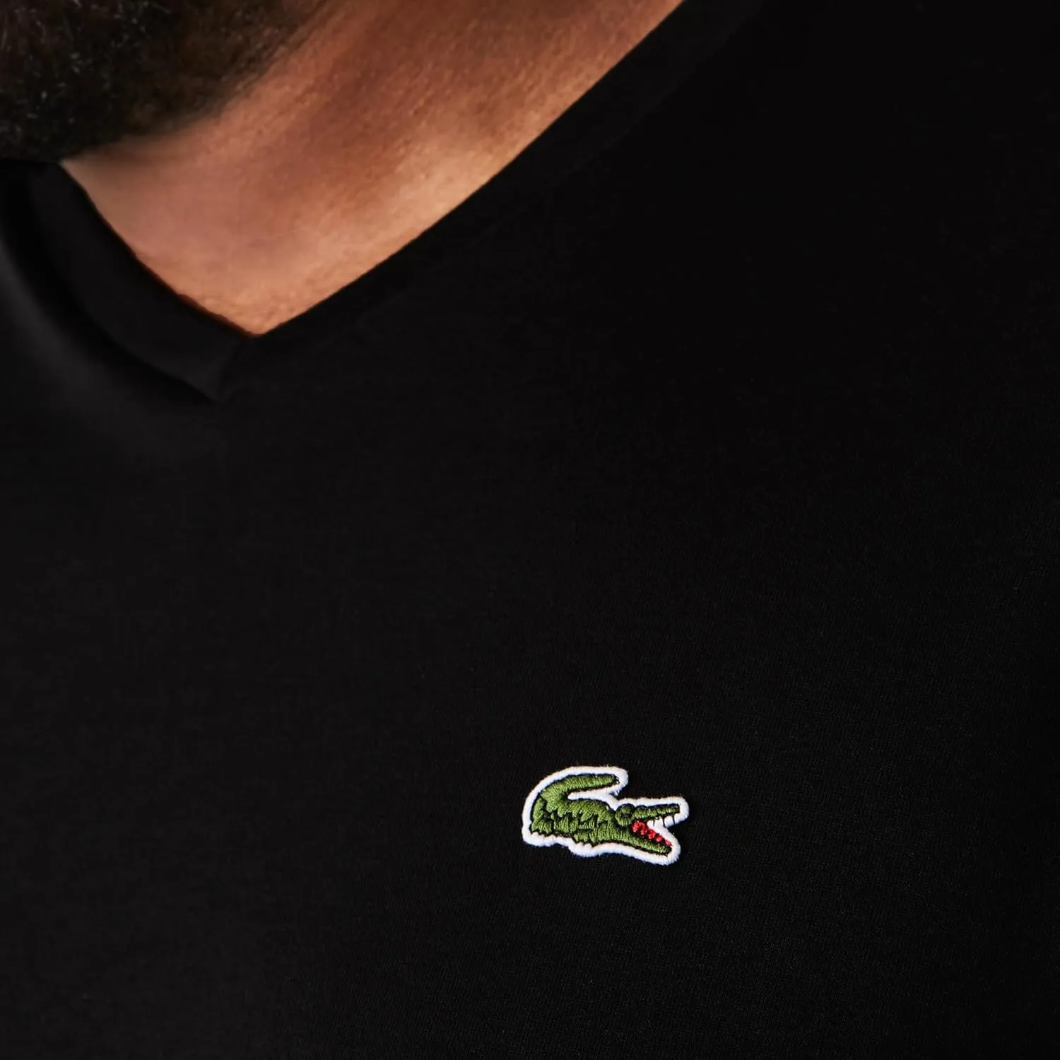Lacoste Men's Big V-Neck Short Sleeve Regular Fit Classic T-Shirt