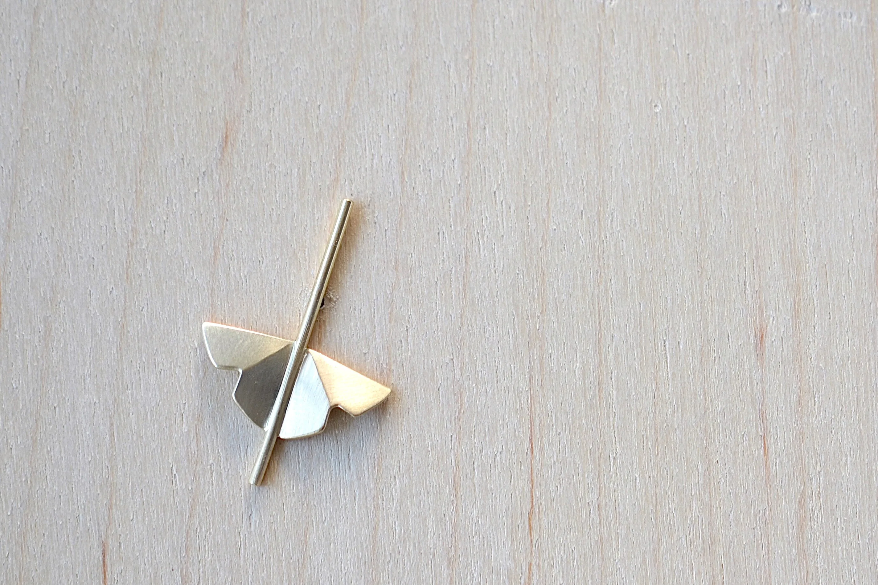 Lotus Stud