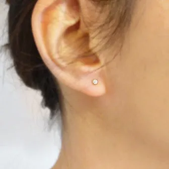<!--ER218-->dainty dot stud earrings with diamond
