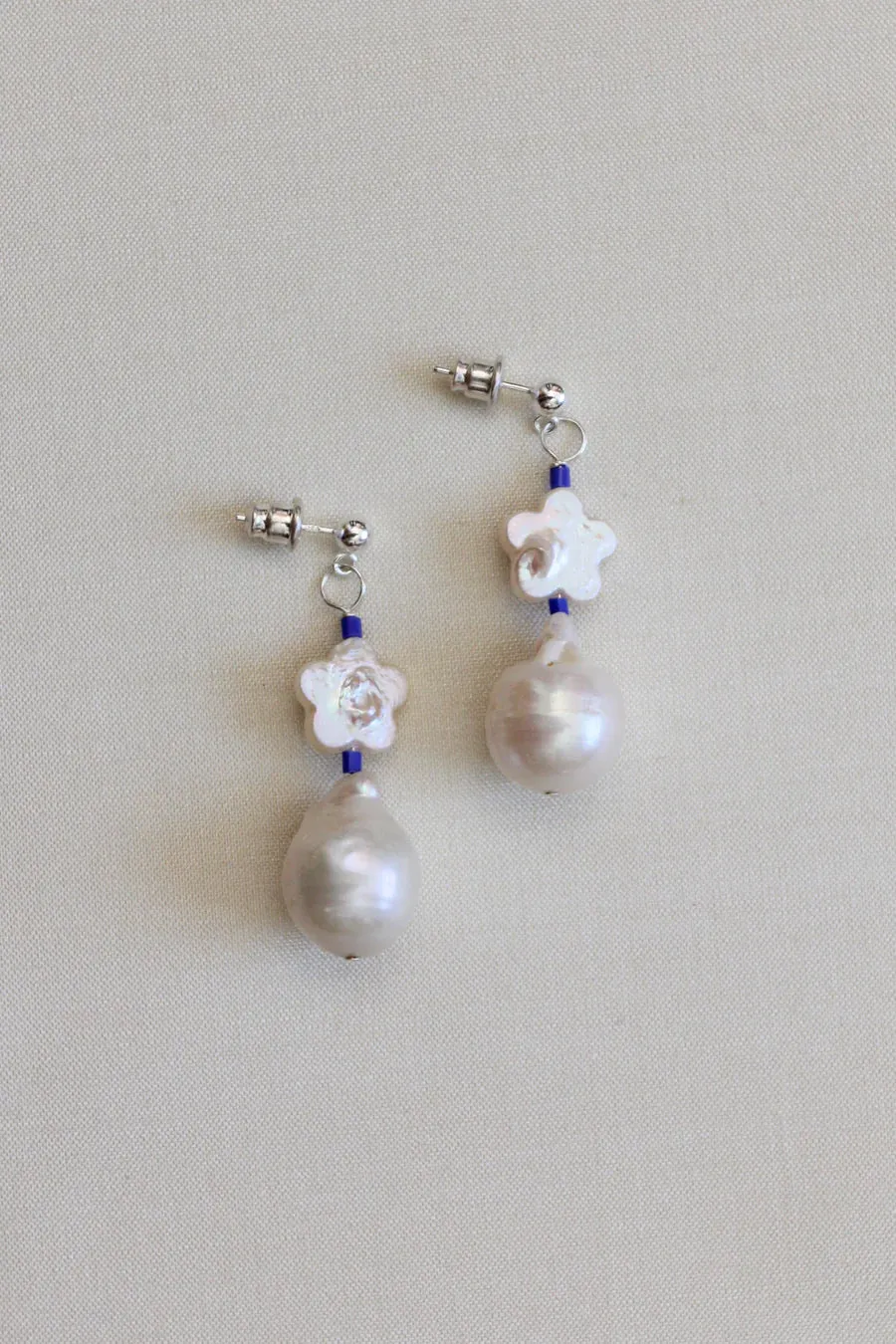 Par Moi - Fleurs Earrings - Cobalt