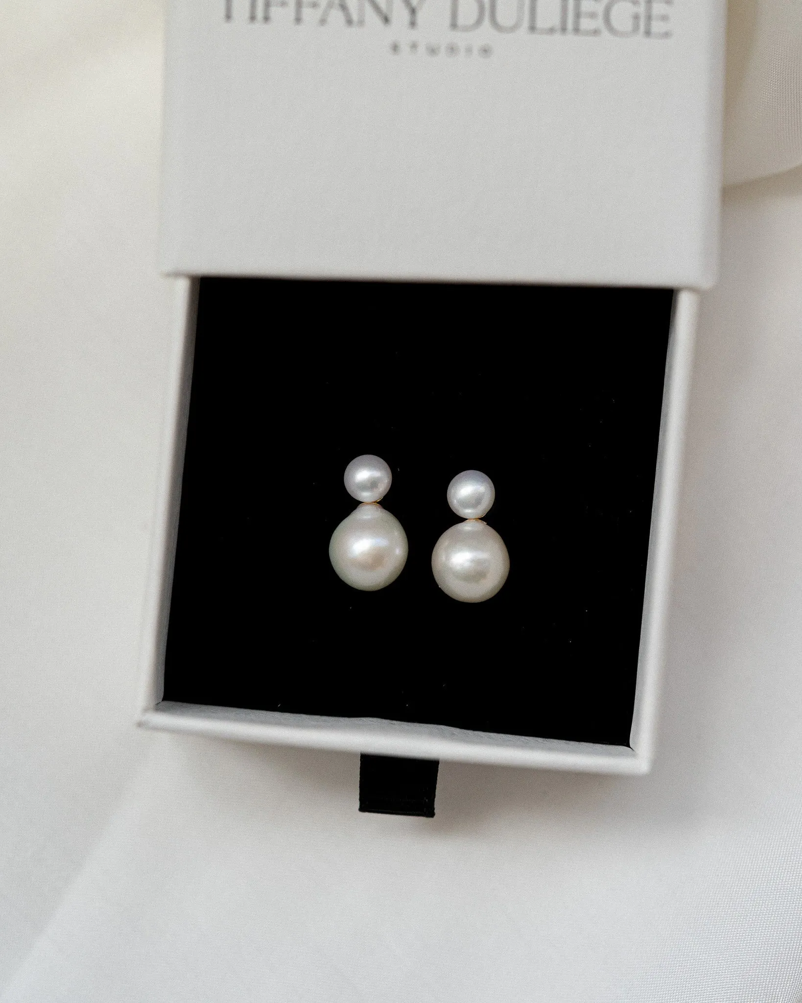 Pim Petite Pearl Earrings | Solid Gold