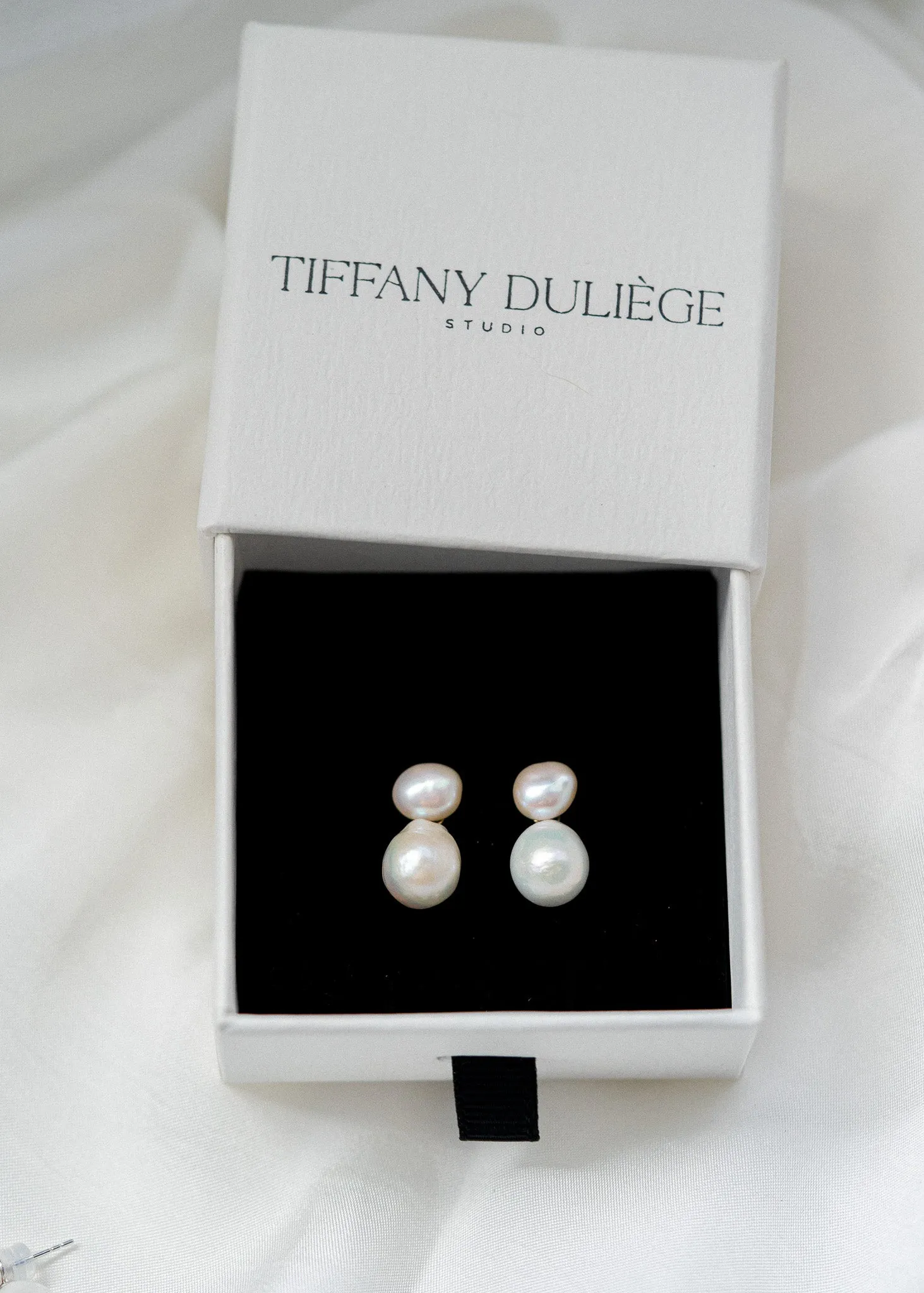 Pim Petite Pearl Earrings | Solid Gold