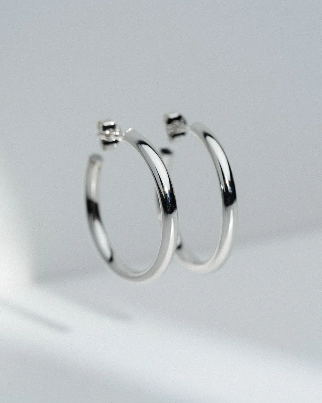 The Go-To hoops M - sterling silver